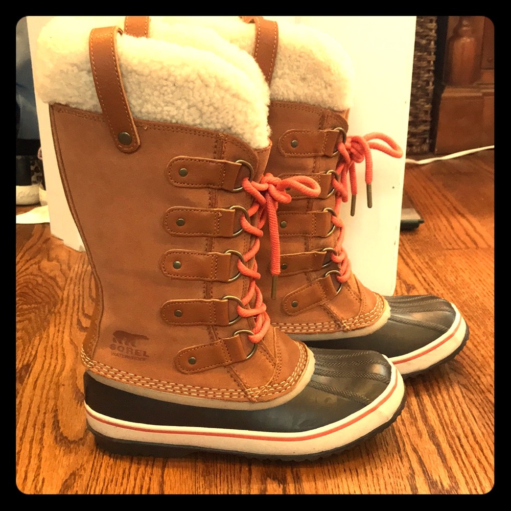 Sorel Snow Boots size 6.5